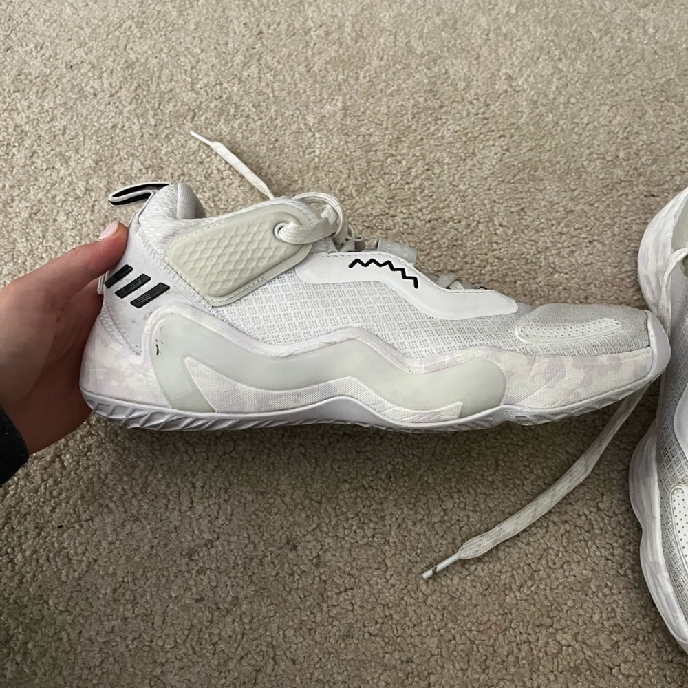 basketball/volleyball shoes